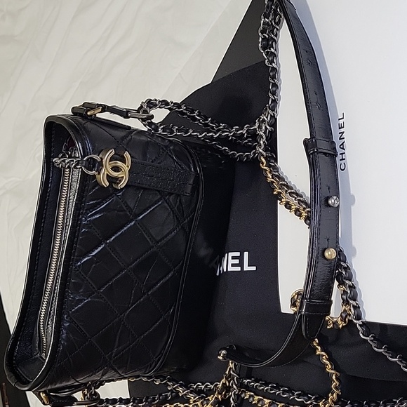 CHANEL Gabrielle de Chanel Small Hobo Bag Shoulder Leather - Picture 6 of 14